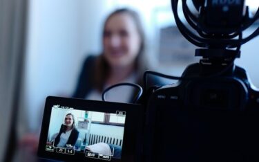 statyści do filmu Warszawa